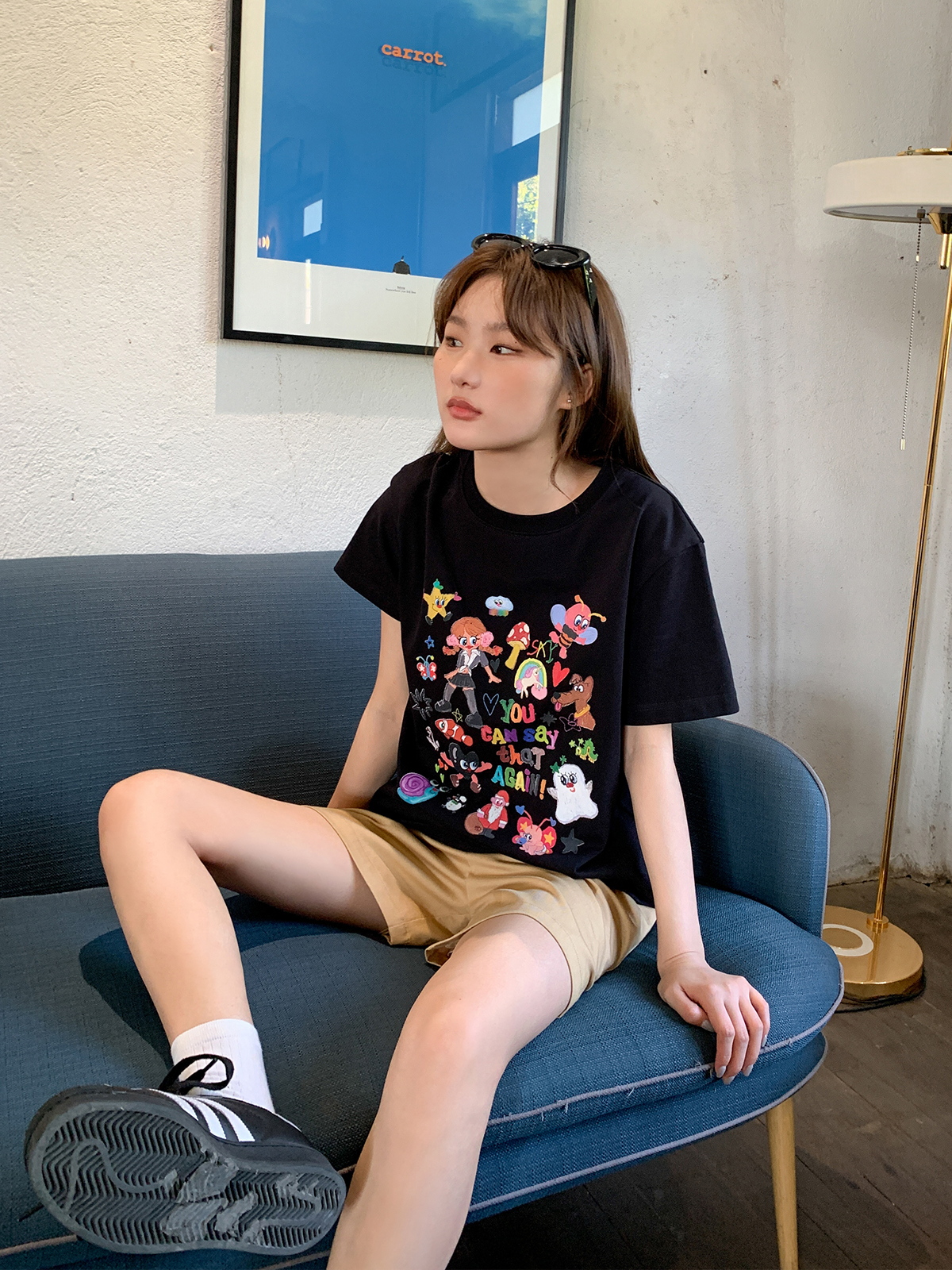 Colorful Printed Loose Short Sleeve T-shirt for Women - Fun Spring 2025 Slim Top, Casual 90s Style Colorful Printed Loose Short Sleeve T-shirt for Women - Fun Spring 2025 Slim Top, Casual 90s Style