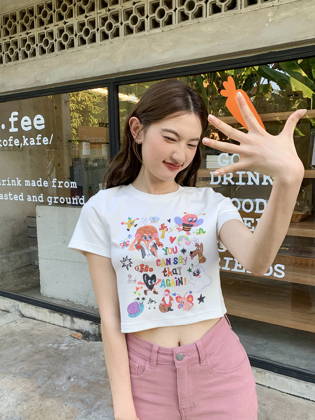 Colorful Printed Loose Short Sleeve T-shirt for Women - Fun Spring 2025 Slim Top, Casual 90s Style Colorful Printed Loose Short Sleeve T-shirt for Women - Fun Spring 2025 Slim Top, Casual 90s Style