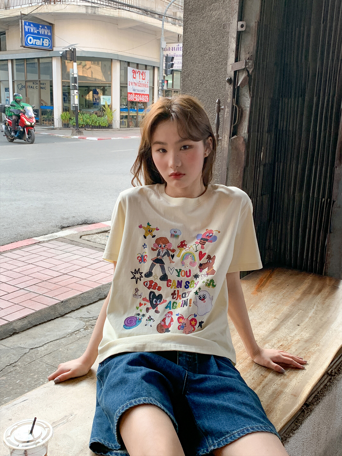 Colorful Printed Loose Short Sleeve T-shirt for Women - Fun Spring 2025 Slim Top, Casual 90s Style Colorful Printed Loose Short Sleeve T-shirt for Women - Fun Spring 2025 Slim Top, Casual 90s Style