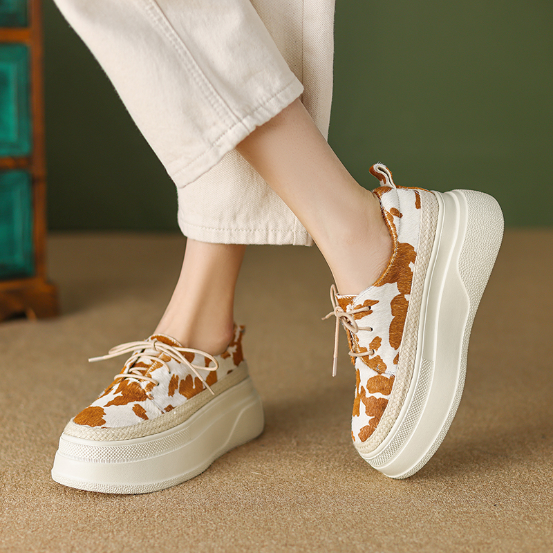 Comfortable 6cm Italian-Style Color-Block Woven Leather Soft Sole Shoes for Women - Thick-Soled Fashion Footwear Comfortable 6cm Italian-Style Color-Block Woven Leather Soft Sole Shoes for Women - Thick-Soled Fashion Footwear