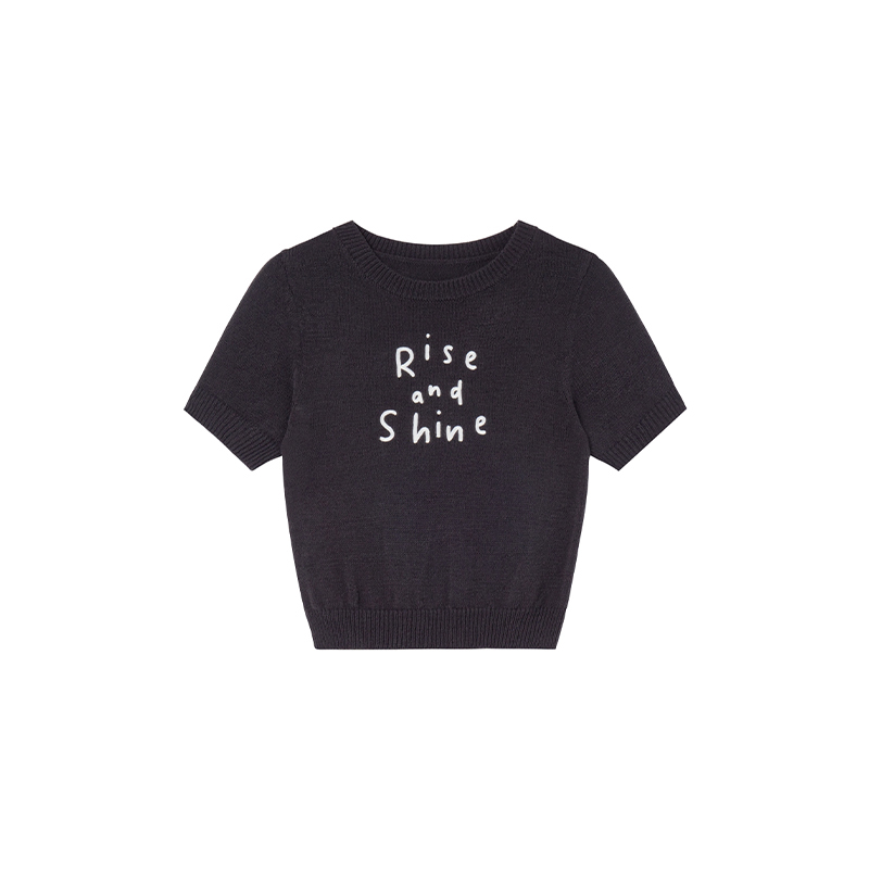 Contrast Color Letter Embroidery Short-Sleeve Knitted Top for Women - Spring/Summer 2023, Slightly Loose Fit T-Shirt Contrast Color Letter Embroidery Short-Sleeve Knitted Top for Women - Spring/Summer 2023, Slightly Loose Fit T-Shirt