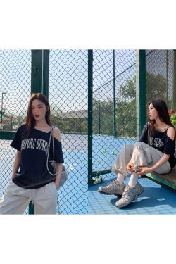 Contrast Color Letter Print Asymmetrical Shoulder Short Sleeve T-Shirt for Women - Summer 2025 Casual Versatile Top, Y2K Style