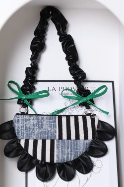 Contrasting Color Floral Underarm Bag - Spliced Denim Bow Half-Moon Crossbody Bag for Autumn & Winter, Niche Design