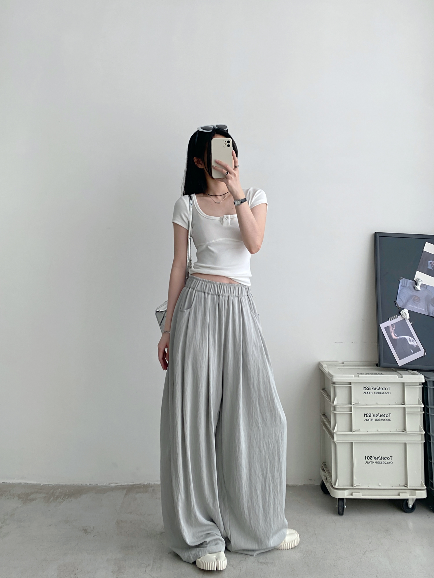 Cool Feel Wide-Leg Pants in Water-Washed Faux Tencel - Soft, Heavy-Duty Casual Long Pants with Lazy Tone Design Cool Feel Wide-Leg Pants in Water-Washed Faux Tencel - Soft, Heavy-Duty Casual Long Pants with Lazy Tone Design