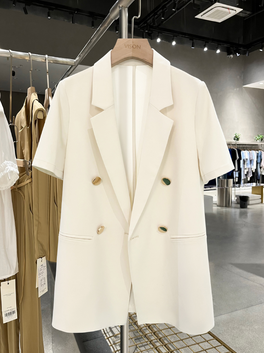 Cream Short Sleeve Blazer with Metal Buttons - British Style Professional Suit for Women - 2025 Summer Fashion Trend Cream Short Sleeve Blazer with Metal Buttons - British Style Professional Suit for Women - 2025 Summer Fashion Trend
