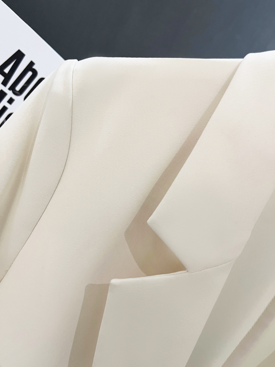 Cream Short Sleeve Blazer with Metal Buttons - British Style Professional Suit for Women - 2025 Summer Fashion Trend Cream Short Sleeve Blazer with Metal Buttons - British Style Professional Suit for Women - 2025 Summer Fashion Trend