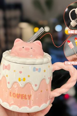 Creative Birthday Cake Mug - High-Value Ceramic Water Cup with Lid, Perfect Gift for Girls and Best Friends