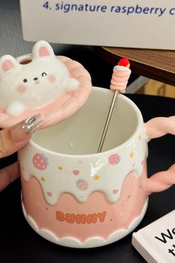 Creative Birthday Cake Mug - High-Value Ceramic Water Cup with Lid, Perfect Gift for Girls and Best Friends