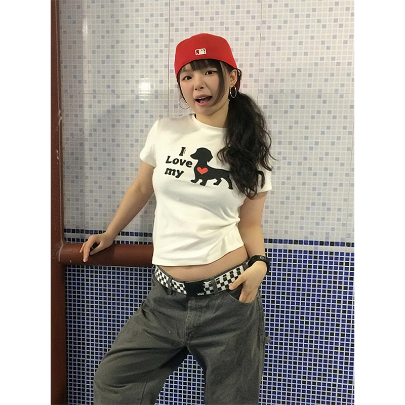 Cropped American-Style Short Sleeve T-Shirt for Women with Cartoon Dog Print, Round Neck, Slim Fit, Flattering Summer Top Cropped American-Style Short Sleeve T-Shirt for Women with Cartoon Dog Print, Round Neck, Slim Fit, Flattering Summer Top