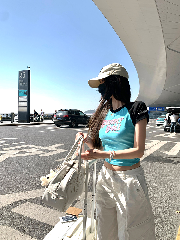 Cropped Color-Blocking T-Shirt for Women, Short Sleeve American Style, Trendy Hot Girl Printed Top, Y2K Fashion Cropped Color-Blocking T-Shirt for Women, Short Sleeve American Style, Trendy Hot Girl Printed Top, Y2K Fashion