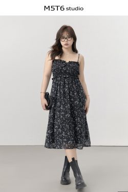 Curvy Floral Long Dress - Sweet Minimalist Design, Versatile & Slimming, Perfect for 90s & Y2K Inspired Styles