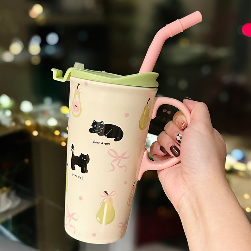 Cute Apple Ceramic Mug with Lid and Straw, Large Capacity Water Cup for Office, Trendy Gift for Girls, Stylish Beverage Container Cute Apple Ceramic Mug with Lid and Straw, Large Capacity Water Cup for Office, Trendy Gift for Girls, Stylish Beverage Container
