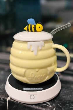 Cute Bee Ceramic Mug with Lid and Spoon - Perfect Breakfast Mug for Girls, Best Friend Birthday Gift, Water and Coffee Cup