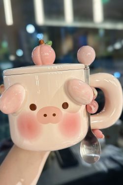 Cute Birthday Pig Ceramic Mug with Lid and Spoon - Adorable Heart Design, Creative Gift for Couples and Girls, Perfect Coffee Water Cup