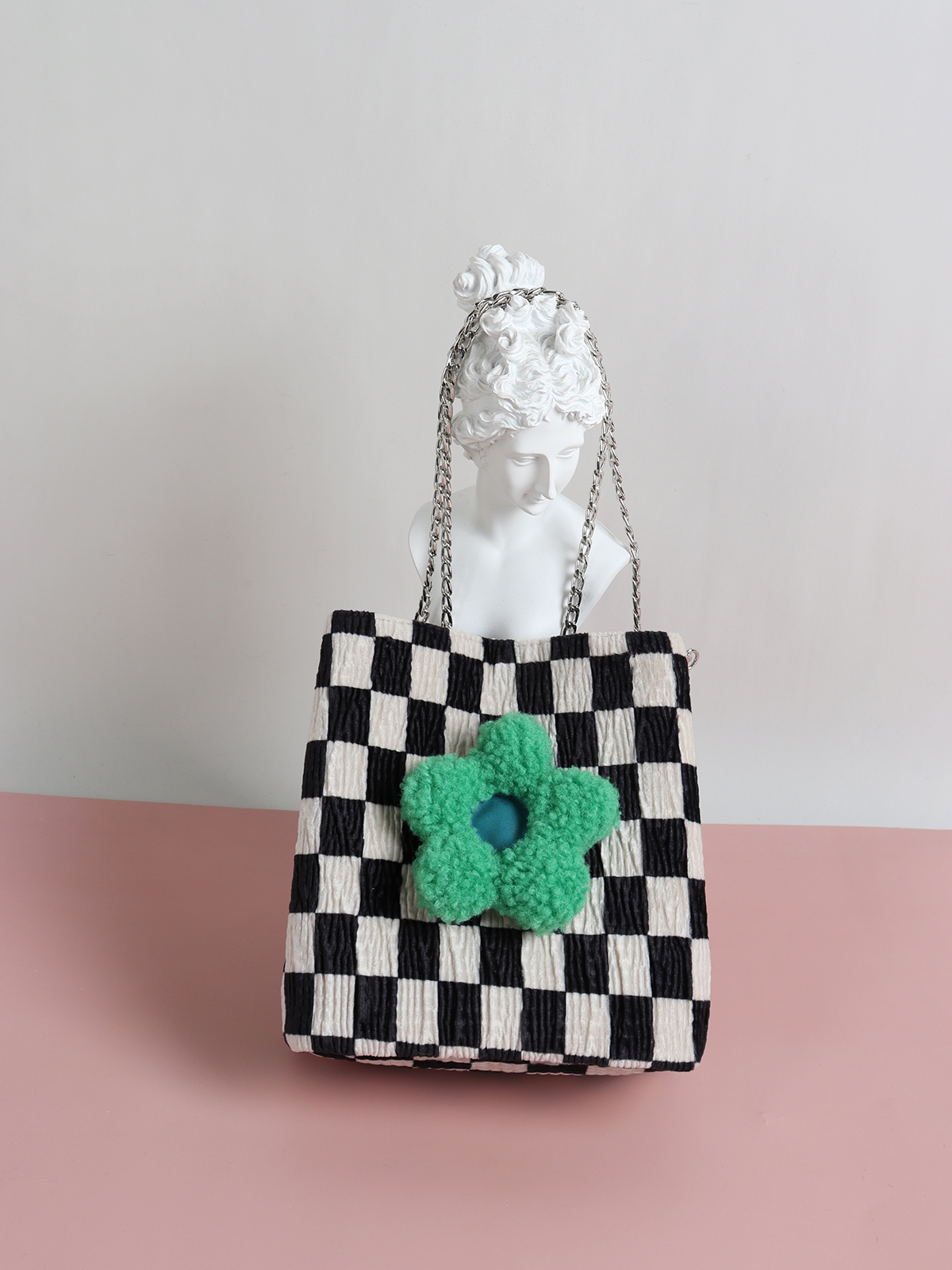 Cute Checkered Bucket Bag - Soft Floral Tote Crossbody for Spring/Summer - Large Capacity Niche Fashion Accessory Cute Checkered Bucket Bag - Soft Floral Tote Crossbody for Spring/Summer - Large Capacity Niche Fashion Accessory