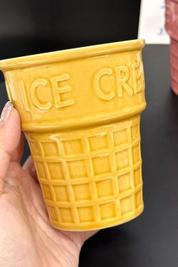 Cute Girl Heart Ceramic Ice Cream Cup - Sweet Cone Round Dessert Cup for Ice Cream Cakes - Trendy 90s Aesthetic Decor