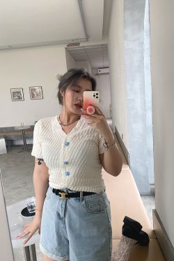 Cute Plus Size Knitted Cardigan - Fresh Design Button Short Sleeve Top for Slimming Style