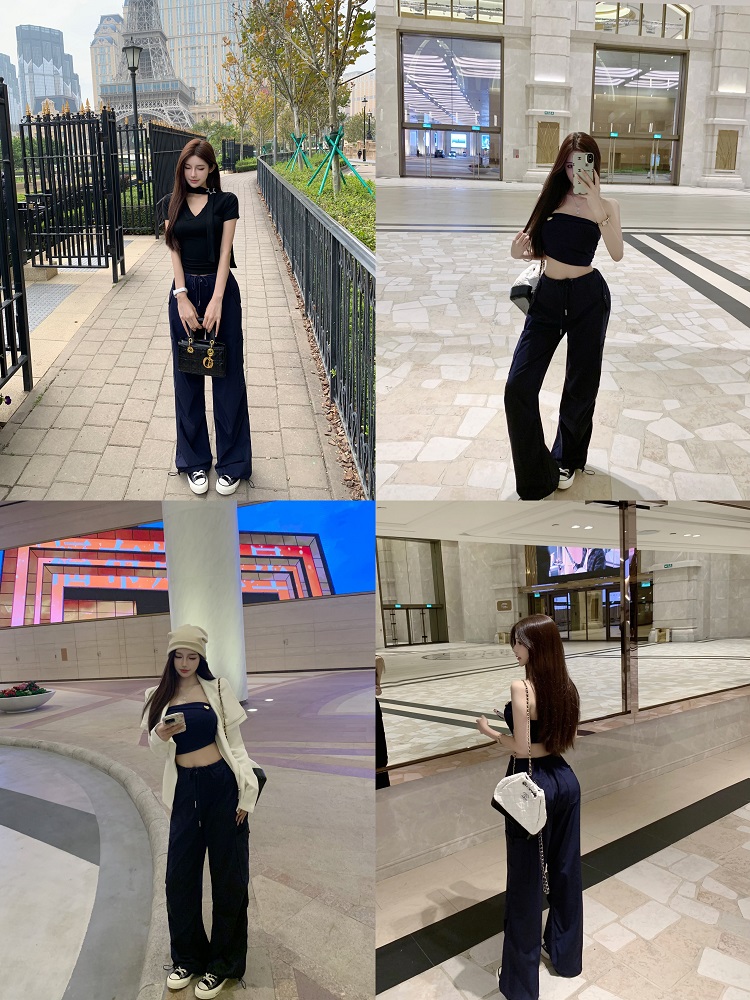 Dark Blue Low-Waist Cargo Pants for Women - Loose Fit, Slimming Casual Floor-Length Style, Perfect for Y2K and Everyday Wear Dark Blue Low-Waist Cargo Pants for Women - Loose Fit, Slimming Casual Floor-Length Style, Perfect for Y2K and Everyday Wear