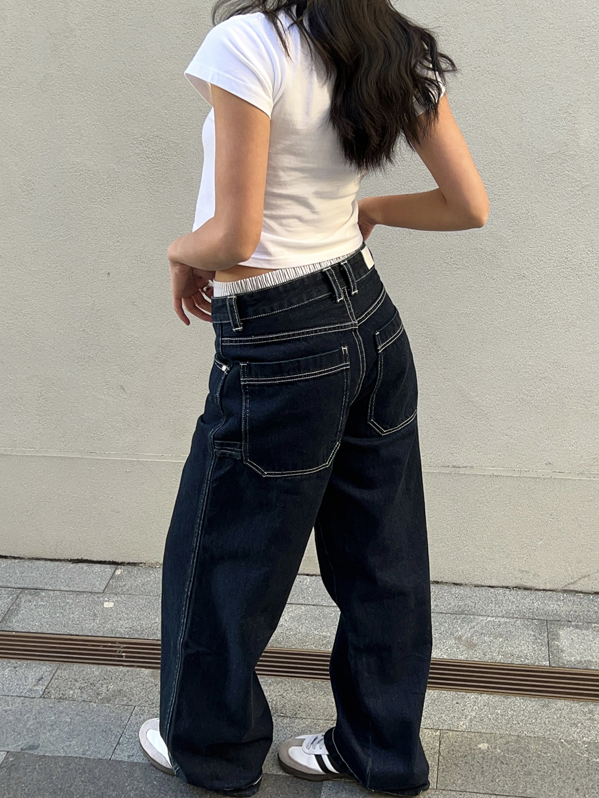 Deep Roast Black Blue Lazy Workwear Jeans - Casual 90s Style Chillin' Denim for Effortless Everyday Look Deep Roast Black Blue Lazy Workwear Jeans - Casual 90s Style Chillin' Denim for Effortless Everyday Look