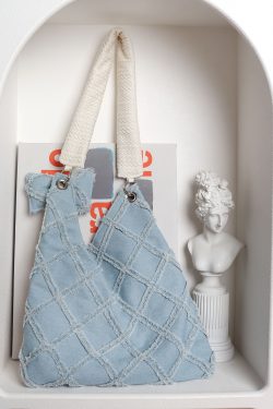 Denim Plaid Cat Shoulder Crossbody Bag - Original Design, Cute and Stylish, Ideal for Casual and Y2K Fashion Enthusiasts