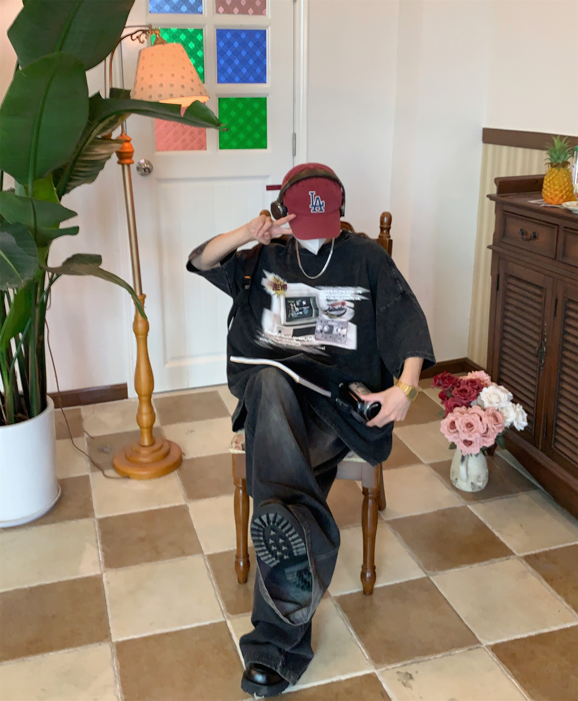 Distressed Oversized T-Shirt for Couples - Handmade American Vintage Style, Computer Washed, Trendy Summer Short Sleeve Distressed Oversized T-Shirt for Couples - Handmade American Vintage Style, Computer Washed, Trendy Summer Short Sleeve