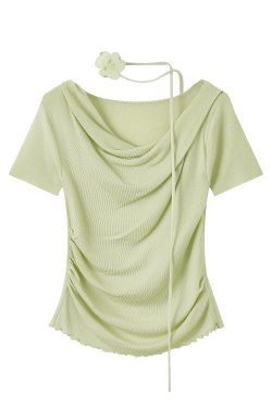 Dopamine Green Loose Short-Sleeve T-Shirt, Summer Knit Top for May Day Outings, Casual Style, Perfect for Photoshoots and Everyday Wear