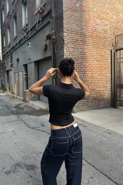 Elastic Chest Support and Waist Shaping Polo in Soft Wrapping Fabric for Instant Firmness - Perfect for Casual and Active Wear