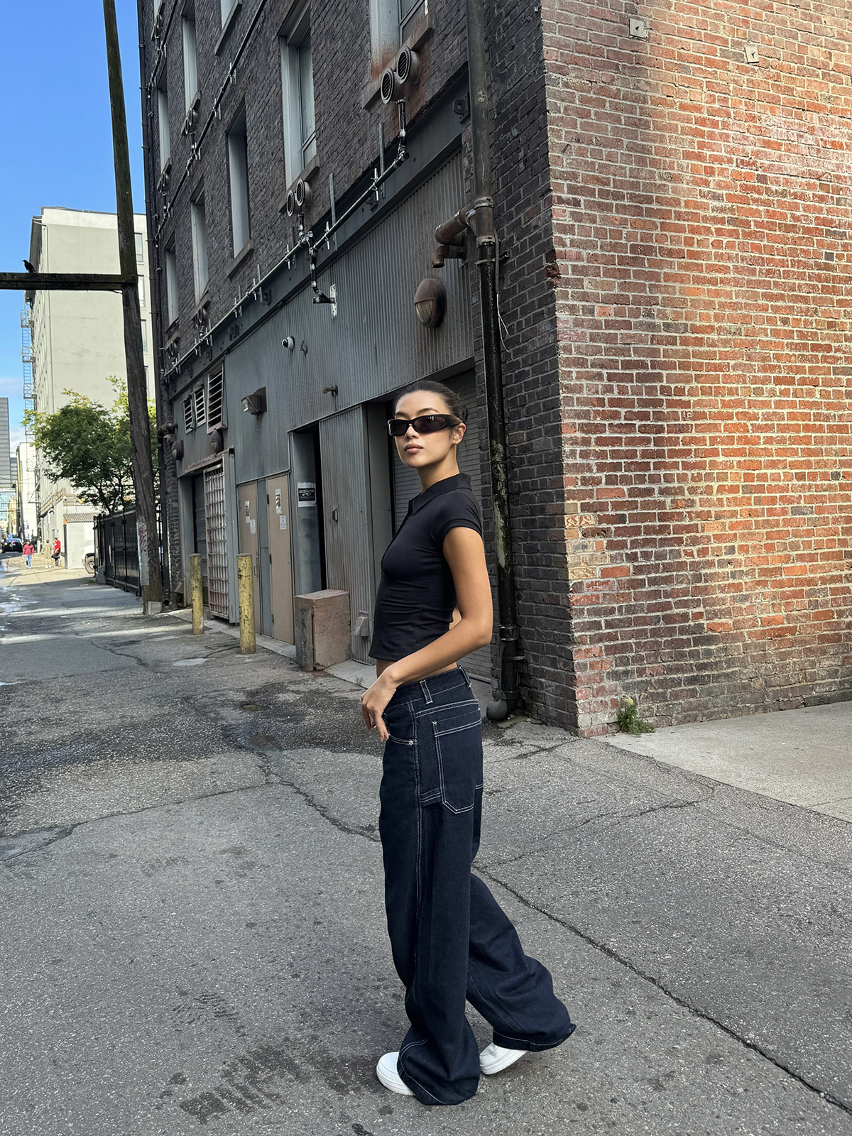 Elastic Chest Support and Waist Shaping Polo in Soft Wrapping Fabric for Instant Firmness - Perfect for Casual and Active Wear Elastic Chest Support and Waist Shaping Polo in Soft Wrapping Fabric for Instant Firmness - Perfect for Casual and Active Wear