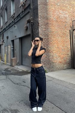 Elastic Chest Support and Waist Shaping Polo in Soft Wrapping Fabric for Instant Firmness - Perfect for Casual and Active Wear