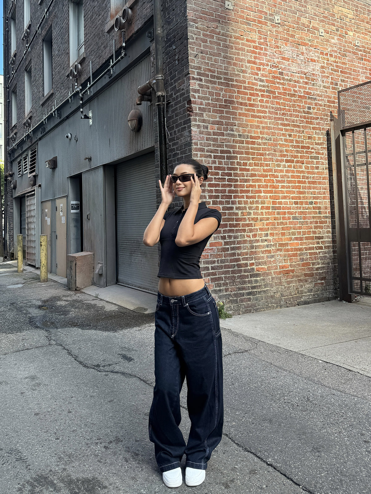 Elastic Chest Support and Waist Shaping Polo in Soft Wrapping Fabric for Instant Firmness - Perfect for Casual and Active Wear Elastic Chest Support and Waist Shaping Polo in Soft Wrapping Fabric for Instant Firmness - Perfect for Casual and Active Wear