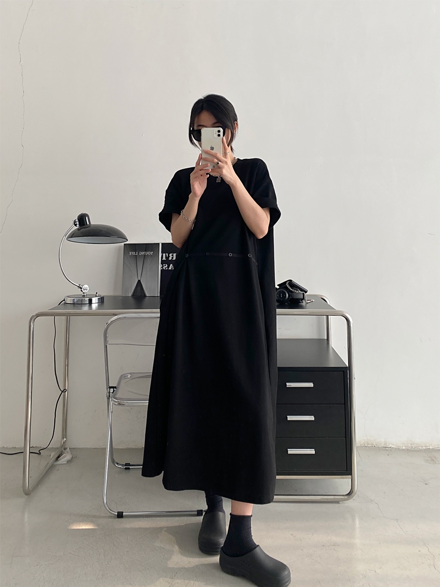 Elegant Black Button Dress for Women - Spring Summer Waist-Cinching Split Short Sleeve T-Shirt Style, Casual Grapefruit Design Elegant Black Button Dress for Women - Spring Summer Waist-Cinching Split Short Sleeve T-Shirt Style, Casual Grapefruit Design