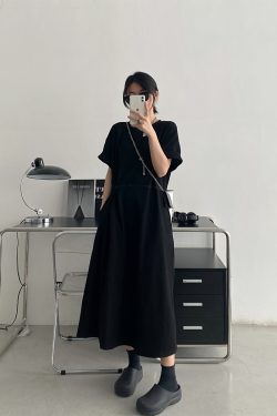 Elegant Black Button Dress for Women - Spring Summer Waist-Cinching Split Short Sleeve T-Shirt Style, Casual Grapefruit Design