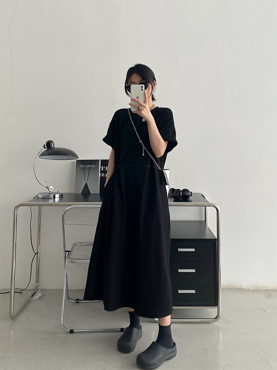 Elegant Black Button Dress for Women - Spring Summer Waist-Cinching Split Short Sleeve T-Shirt Style, Casual Grapefruit Design Elegant Black Button Dress for Women - Spring Summer Waist-Cinching Split Short Sleeve T-Shirt Style, Casual Grapefruit Design
