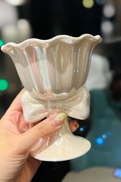 Elegant Bowknot Ceramic Ice Cream Cup - High-Value Girls' Dessert Bowl for Stylish Treats