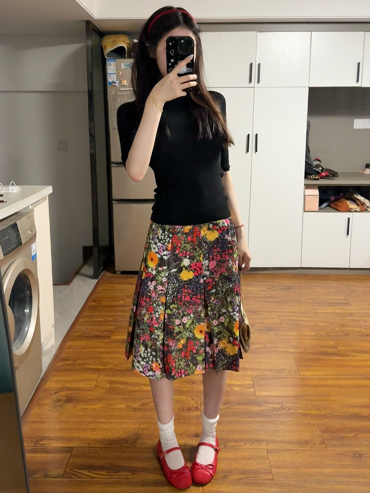 Elegant Floral Print Pleated Midi Skirt Plus Size - American Retro High-End Summer 2025 Women's Fashion Elegant Floral Print Pleated Midi Skirt Plus Size - American Retro High-End Summer 2025 Women's Fashion