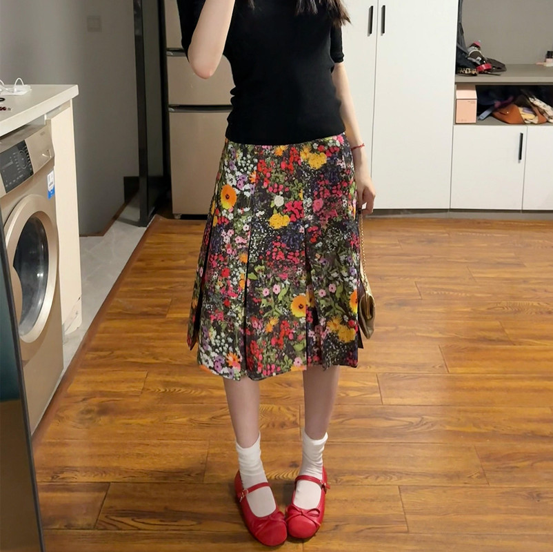 Elegant Floral Print Pleated Midi Skirt Plus Size - American Retro High-End Summer 2025 Women's Fashion Elegant Floral Print Pleated Midi Skirt Plus Size - American Retro High-End Summer 2025 Women's Fashion