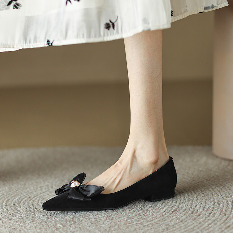 Elegant French-Style High Heels for Women - Pearl Bow, Pointed Toe, Shallow Mouth, Fairy Aesthetic, Chic Evening Footwear Elegant French-Style High Heels for Women - Pearl Bow, Pointed Toe, Shallow Mouth, Fairy Aesthetic, Chic Evening Footwear