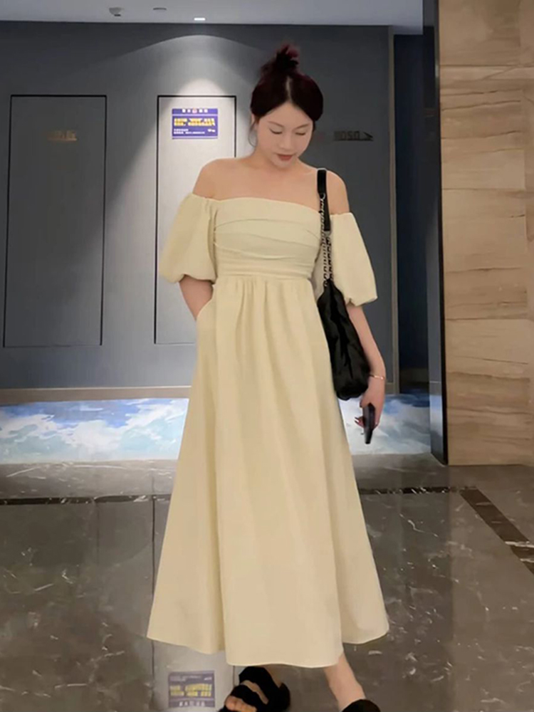 Elegant French-Style One-Shoulder Plus Size Dress for Summer - Flattering for Curvy Figures, Hides Belly, Cinches Waist Elegant French-Style One-Shoulder Plus Size Dress for Summer - Flattering for Curvy Figures, Hides Belly, Cinches Waist