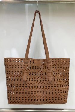 Elegant Hollow Carved Tote Bag - High-End Large Capacity Handbag with Detachable Pouch for Spring/Summer Fashion