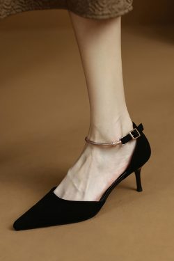 Elegant Hollow Pointed-Toe Sandals for Women - Summer Floral Chain Buckle High Heels in Genuine Leather, Chic and Stylish Footwear