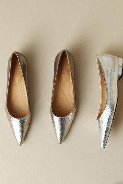 Elegant Italian Versatile Pointed-Toe Flats in Soft Leather - Chic French Fashion Shallow Mouth Shoes for Effortless Style