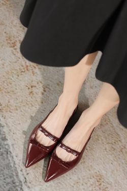 Elegant Literary Genuine Leather Pointed Toe Bow Sandals for Women - Low Chunky Heel - Midnight Opera House Style