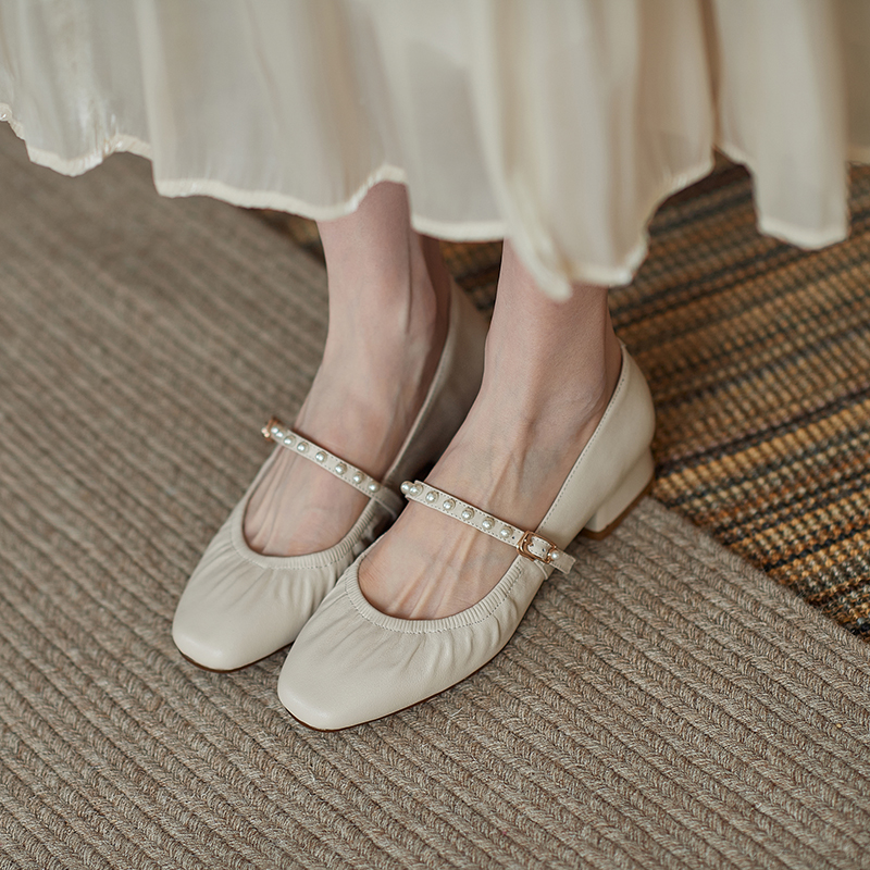 Elegant Pearl Mary Jane Shoes for Women - Retro Artistic Genuine Leather Grandma Style Footwear Elegant Pearl Mary Jane Shoes for Women - Retro Artistic Genuine Leather Grandma Style Footwear