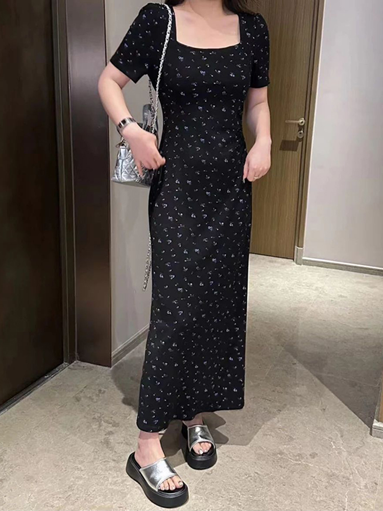 Elegant Plus Size Floral Maxi Dress - French Style, Waist-Cinching Design, Flattering Short Sleeves for Summer Curvy Fashion Elegant Plus Size Floral Maxi Dress - French Style, Waist-Cinching Design, Flattering Short Sleeves for Summer Curvy Fashion