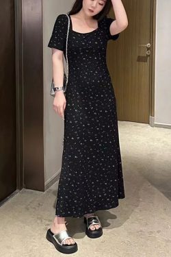 Elegant Plus Size Floral Maxi Dress - French Style, Waist-Cinching Design, Flattering Short Sleeves for Summer Curvy Fashion