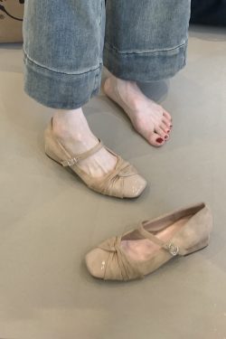 Elegant Sheepskin Square Toe Mary Jane Shoes for Women - French Style High-Heeled Chunky Heel Flats in Gentle Fairy Aesthetic