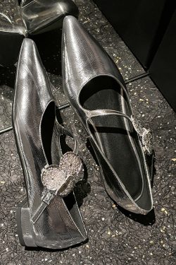 Elegant Silver Genuine Leather Pointed Toe Low-Heeled Mary Jane Flats - Italian Style, Classic Fashion Footwear