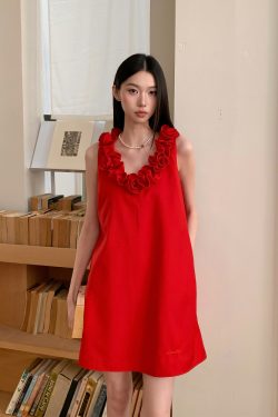 Elegant Slim Fit Sleeveless French Knot Rose Dress - Summer Short Skirt Tank Style for a Chic 90s Look