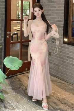Elegant Strapless Mermaid Tulle Slip Dress for Women - Flawless Beauty Pink Floral Design, Slim Fit, Perfect for Formal Events