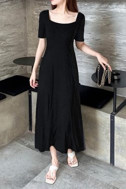 Elegant Vintage A-Line Dress with Flared Hem, Slimming Mid-Sleeves, High-Waisted Ribbed Cotton for Summer 2025